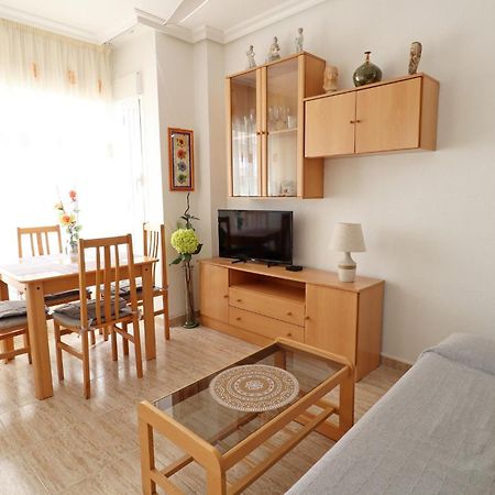 Apartament Ricardo La Mata ตอร์เรเวียคา ภายนอก รูปภาพ