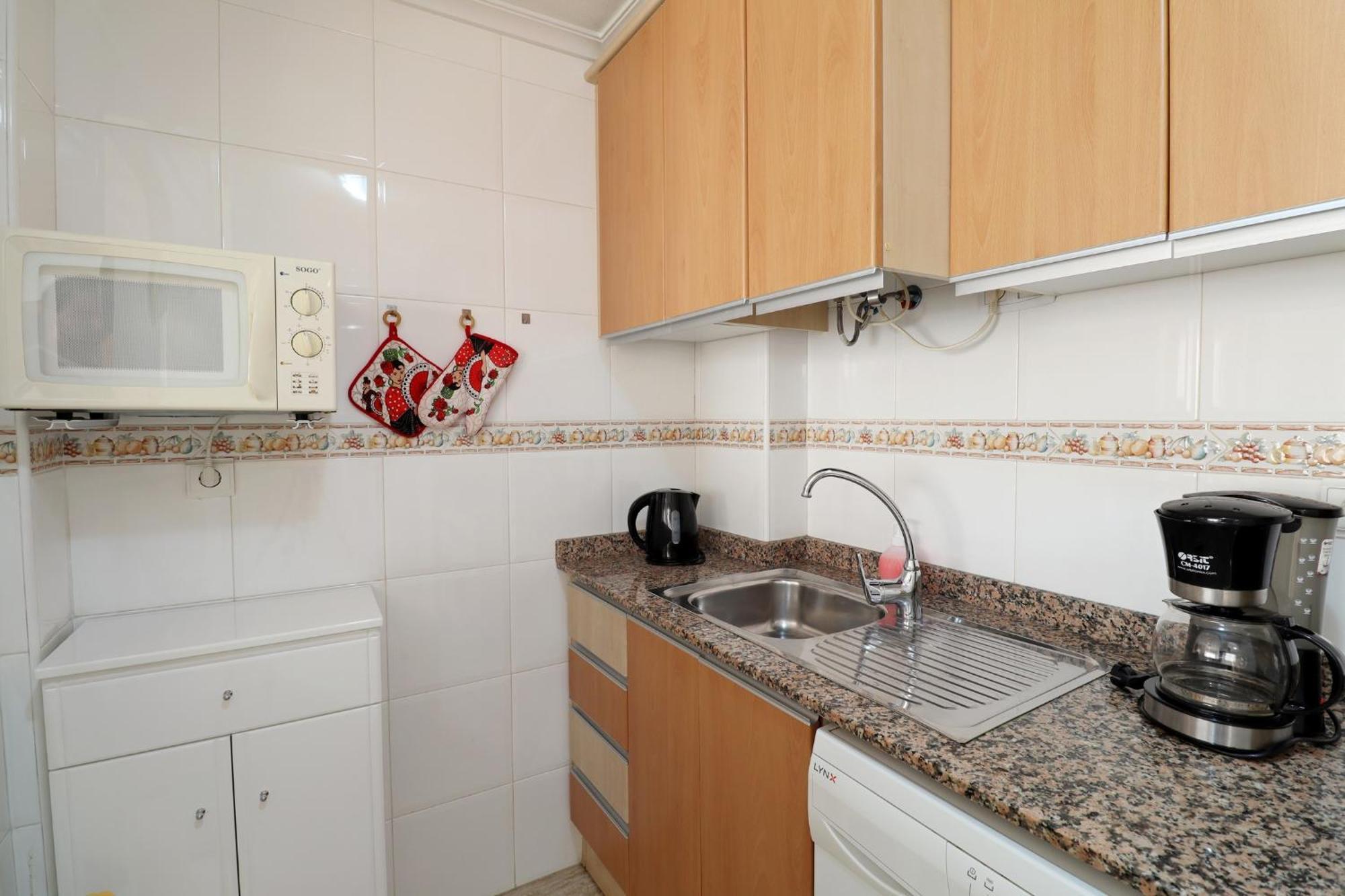 Apartament Ricardo La Mata ตอร์เรเวียคา ภายนอก รูปภาพ